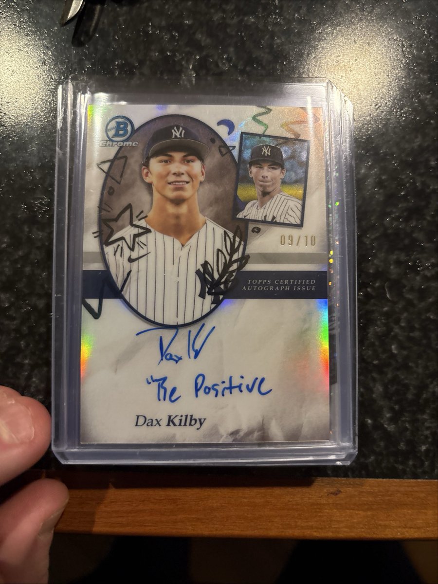 Schwindaddy69's tweet photo. @BALLBAKEDTAKES Coolest card or 1/1 prizm moss https://t.co/sp0qLMHplc
