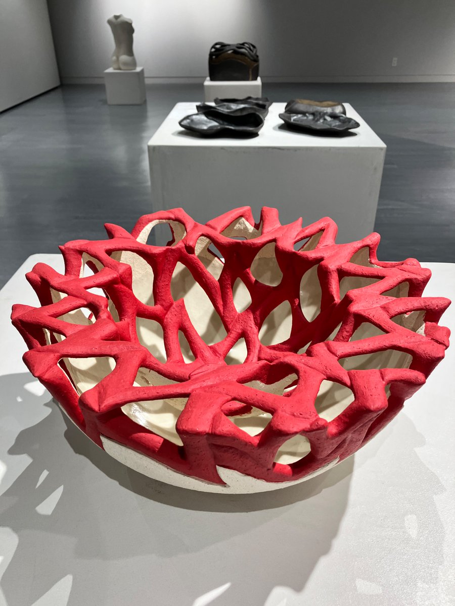 中村 公之 個展 -不易なるモノ-】 アバンギャルドな器たちが 空間を