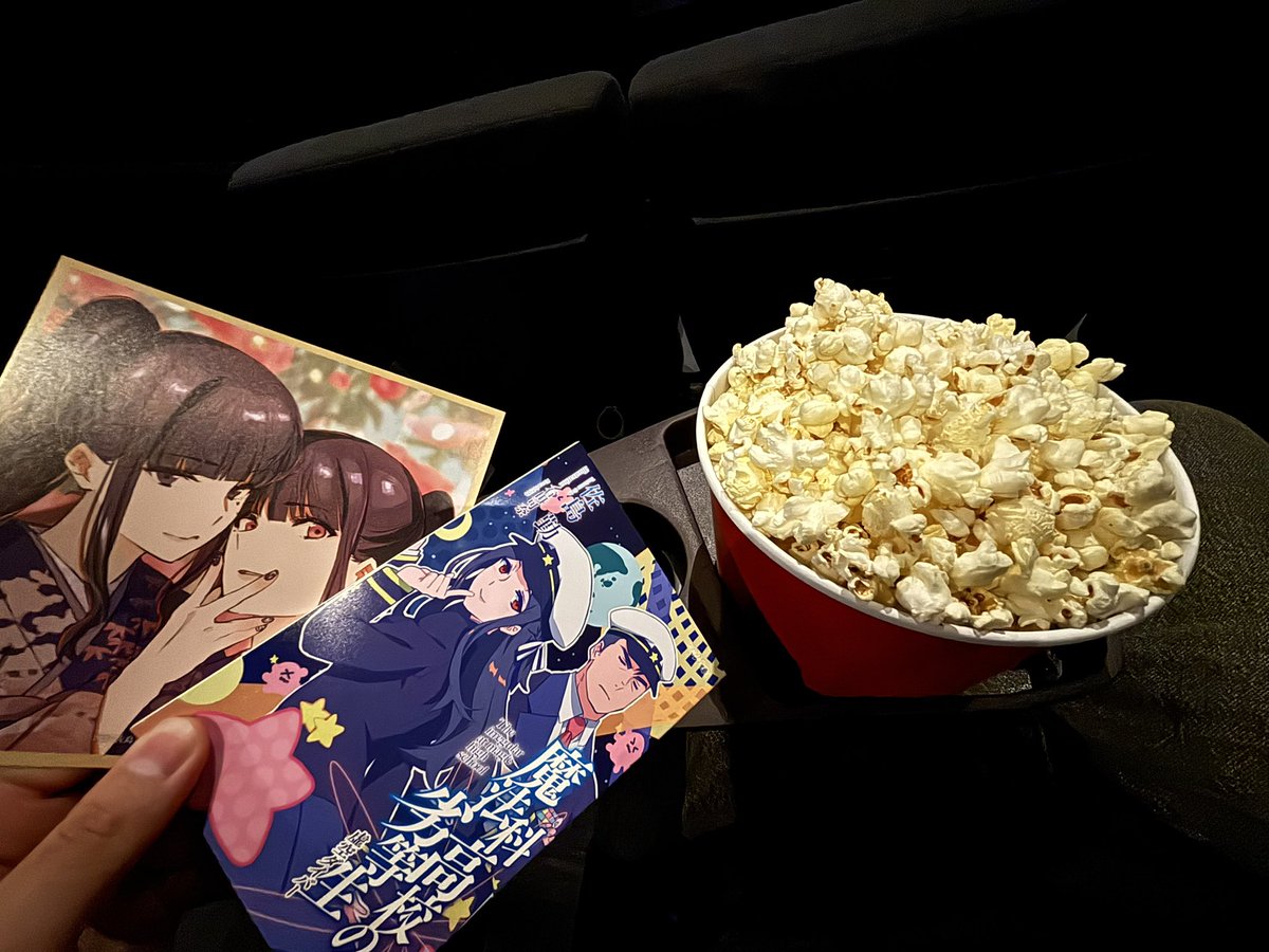 sinon963821's tweet photo. #劇場版魔法科
#mahouka  
さてさて4週目の最終週
お兄様強すぎてその他のキャラが全員雑魚に���えてしまう...
お兄様が襲われたことに気付く妹君の観察力恐ろしや... https://t.co/Yww6oQUPm7