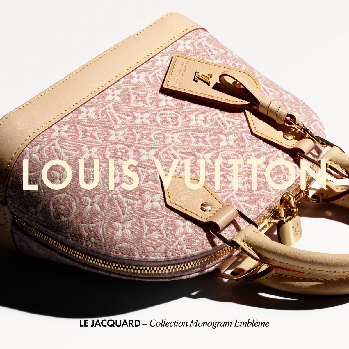 LouisVuitton_JP's tweet photo. モノグラム･エンブレム。
メゾンの世界観に着想を得た、この上なく手触りの良いやわらかな色合いのキャンバスがアイコニックな｢スピーディ｣や｢アルマ｣、｢サイドトランク｣、｢ネヴァーフル｣を彩ります。

#LVMonogram130 #LouisVuitton