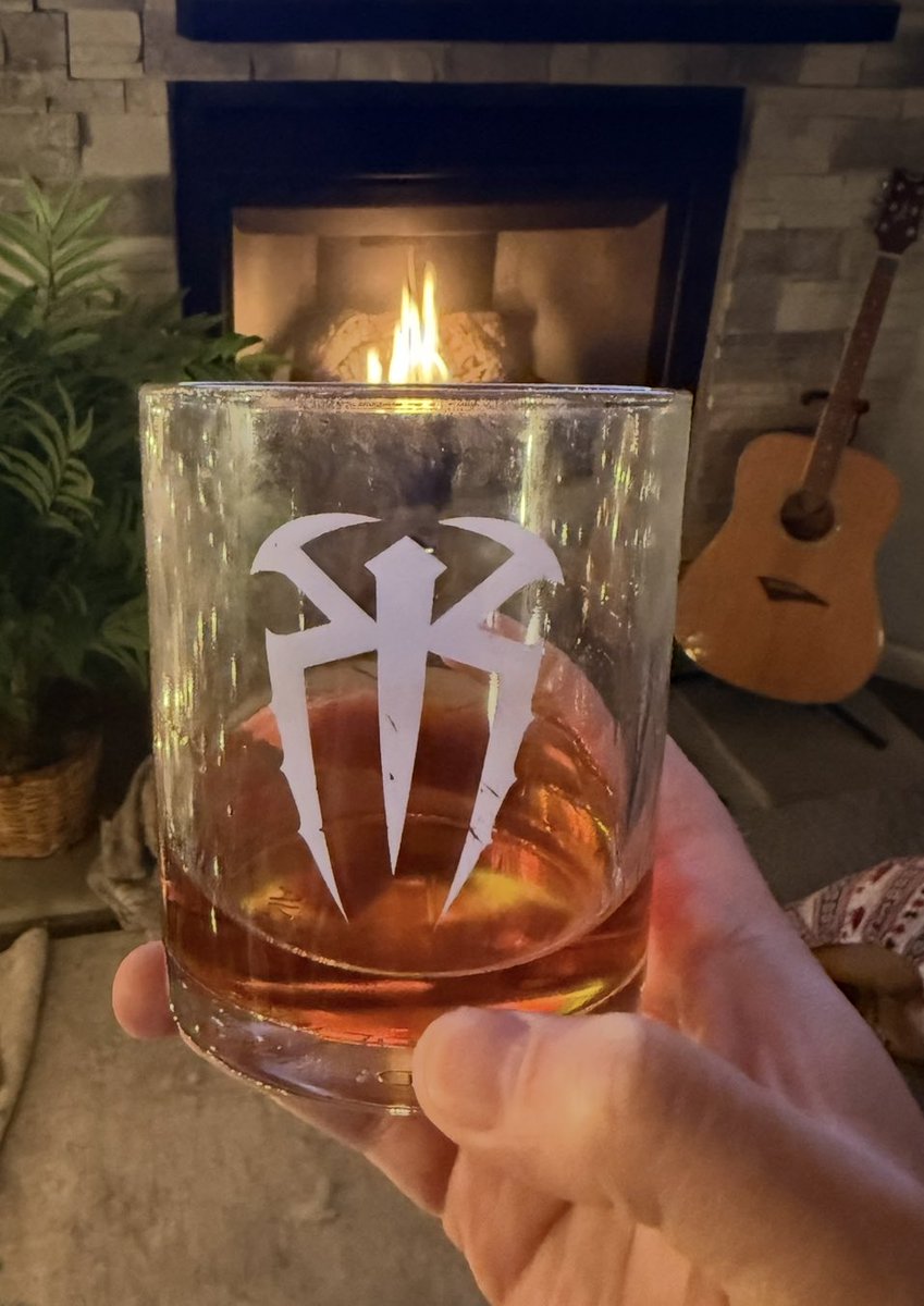 TranscendntCode's tweet photo. Cheers. Start the weekend early! https://t.co/SwqxKTxdnm