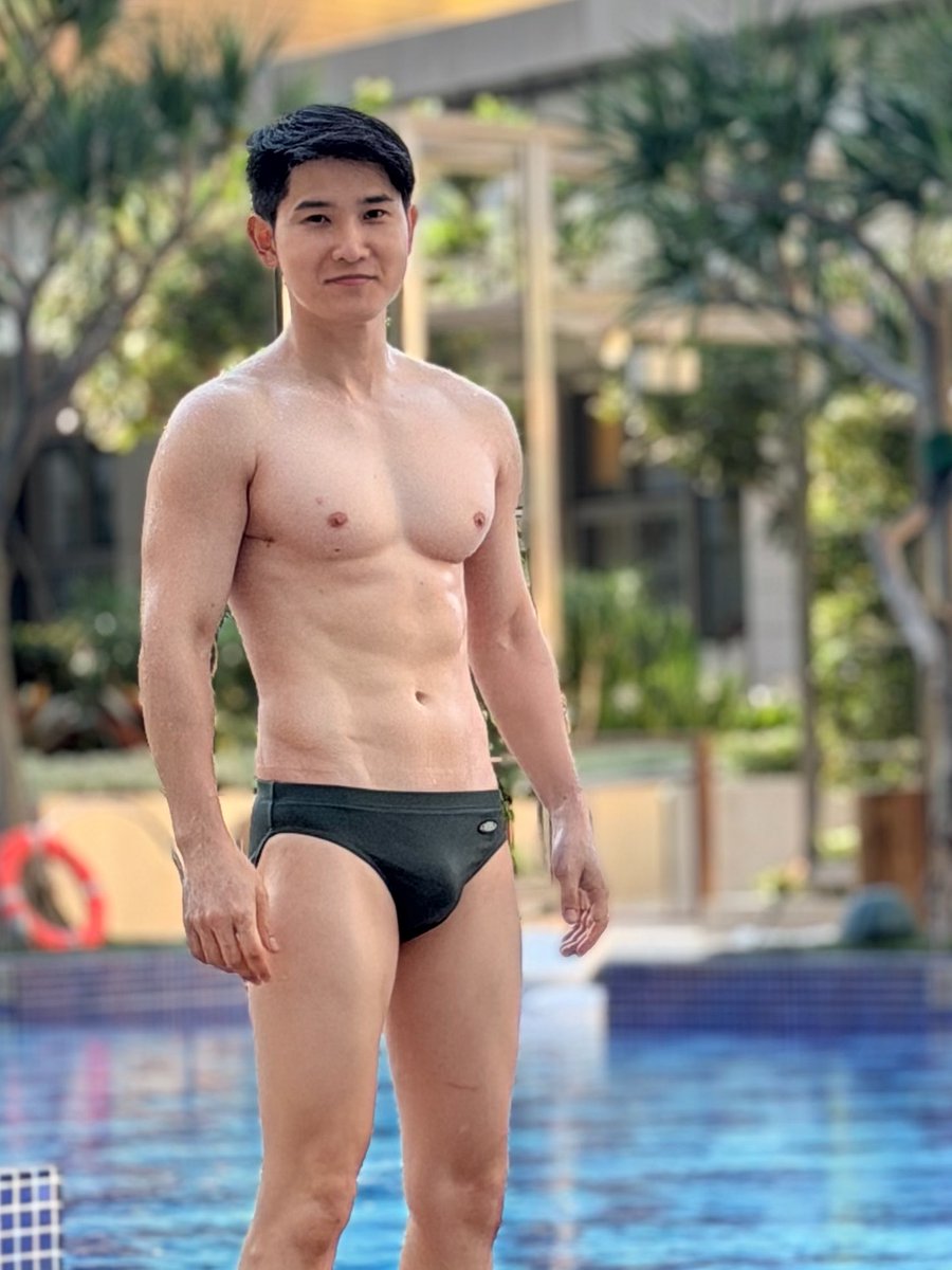 pekae_tws's tweet photo. วันนี้ครบ 3 เดือนพอดี หลังจาก เข้ารับการผ่าตัด #มะเร็งปอด  ตอนนี้กลับมาใช้ชีวิตได้ปกติ ออกกำลังกายได้ ไปไหนมาไหนได้ ไม่เหนื่อย 

แต่ต้องระวังเรื่องควันบุหรี่จากคนอื่นๆ และ ระวังฝุ่นต่างๆ 

หลังจากนี้ก็เฝ้าระวังโดนการ CT scan ติดตามว่ามีกลับมามั้ยทุก 6 เดือน นาน 5 ปี 

#ขอขอบคุณทุกๆคน ที่คอมเม้น และส่งกำลังใจมาให้นะคะ และ ขอเป็นกำลังใจให้คนที่เจอโรคนี้ ให้สู้กับมัน อย่าไปกลัว และเข็มแข็งค่ะ ❤️

#มะเร็ง #LungCancer