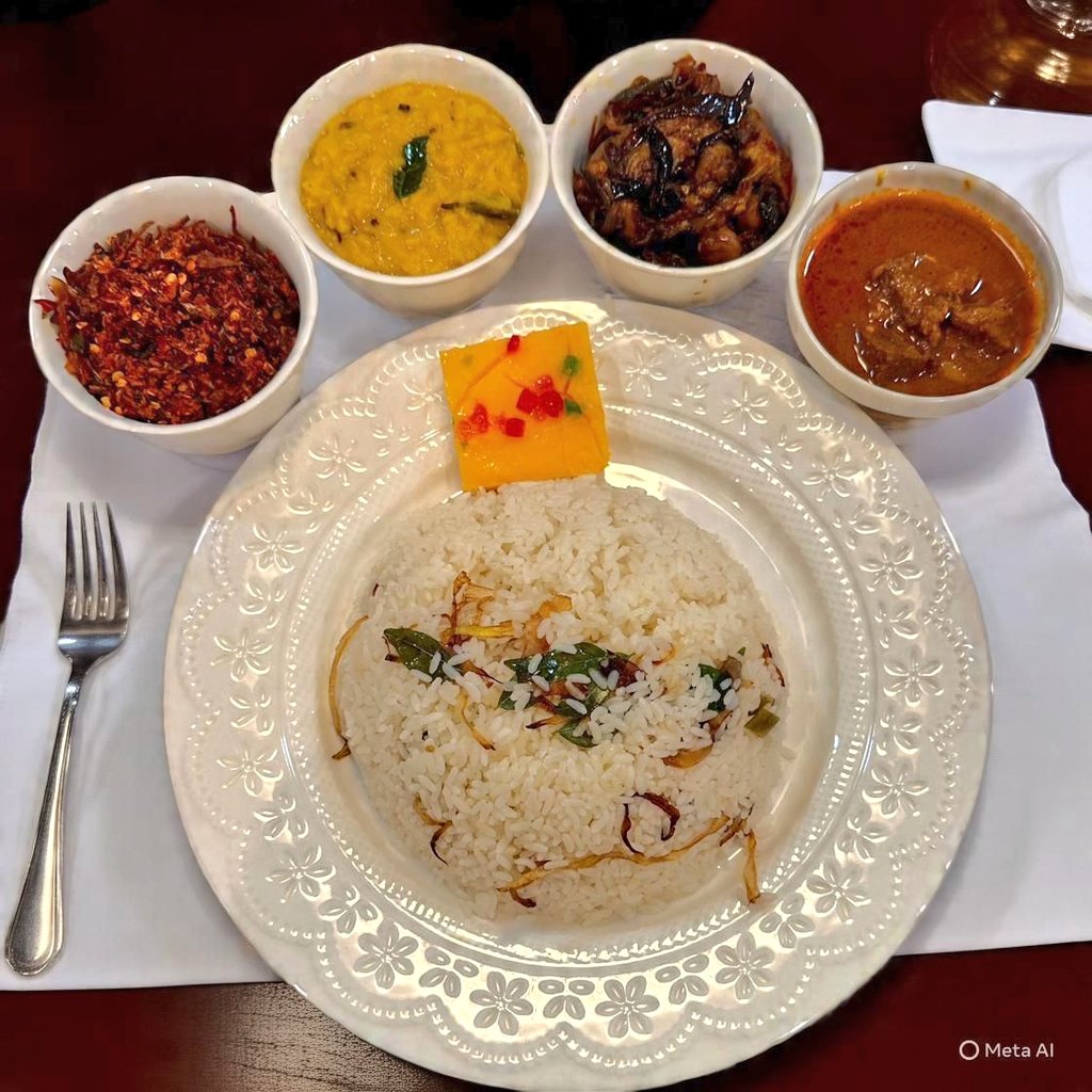 7biryani's tweet photo. 綾瀬市ライズモール「EASY DAY」公式より、ギーライスの案内です。 https://t.co/alYQtk3I3z