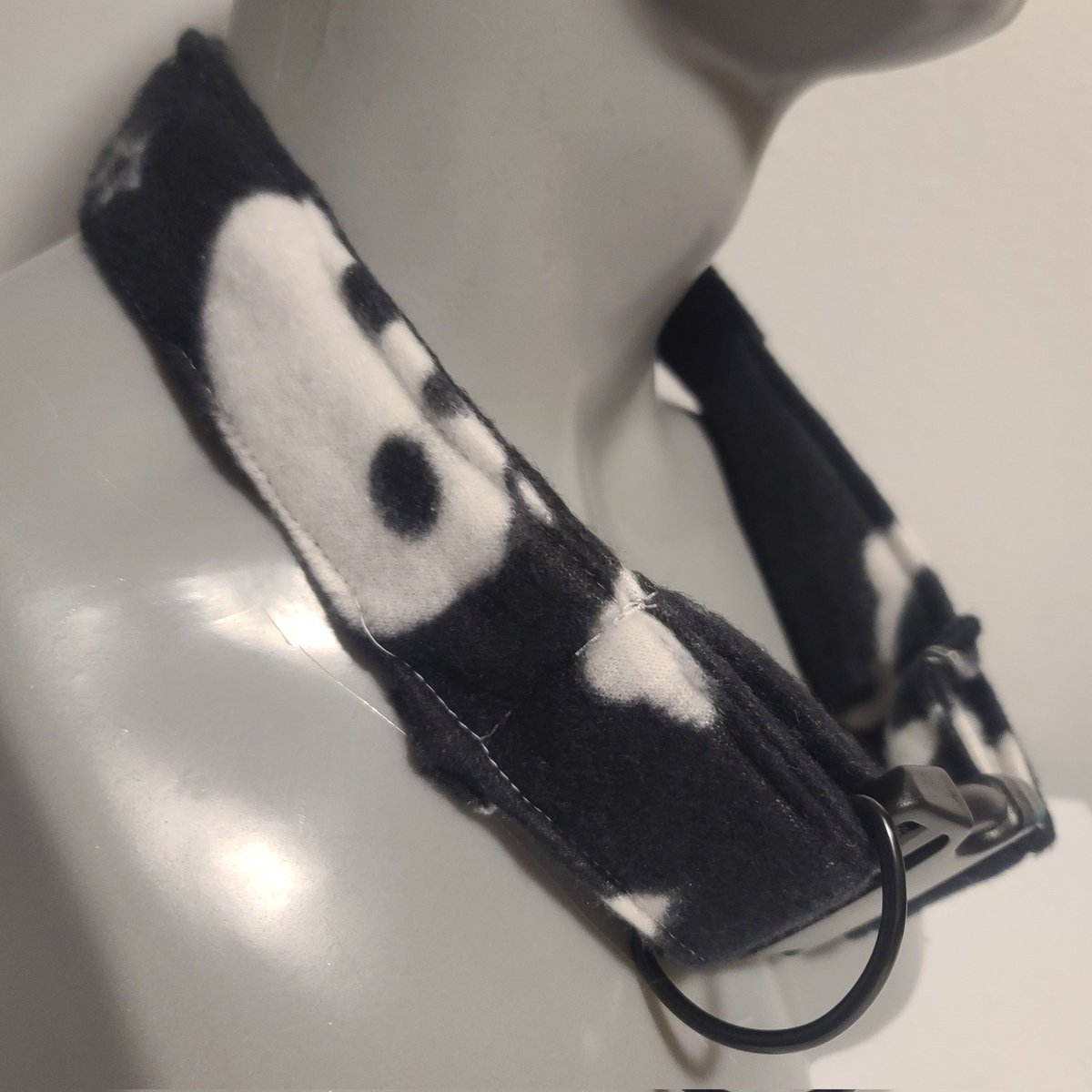 Smol_Shepherd's tweet photo. GUYS I JUST MADE MY FIRST EVER COLLAR!!👀 https://t.co/FZWUE6MzTm