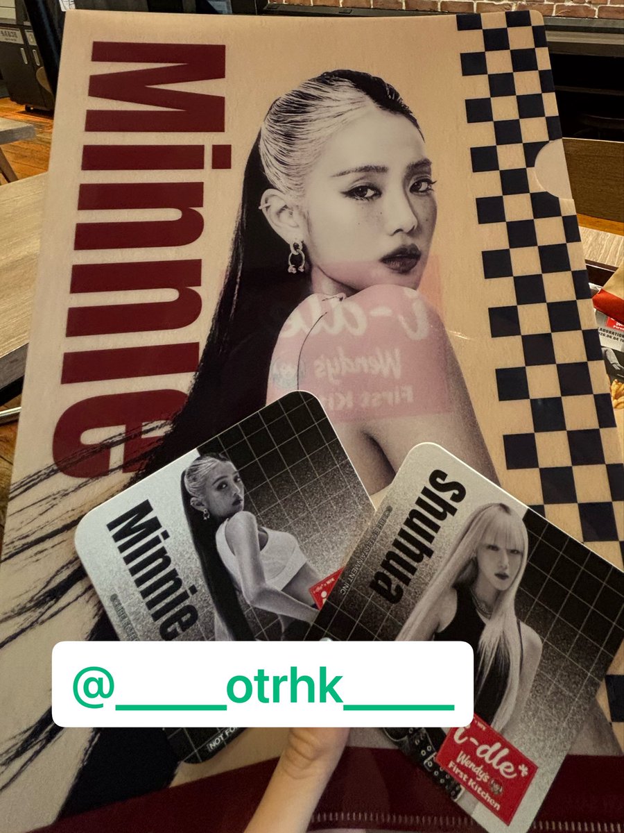 ____otrhk_____'s tweet photo. i-dle idle アイドゥル 아이들
ウェンディーズファーストキッチン
交換お願いいたします。

譲:缶バッジ ウギ
　クリアファイル ミンニ
    アクキー ウギ シュファ
   コースター ミンニ シュファ

求:各 ミヨン

郵送または6/20、21 Kアリーナでお手渡し希望
お気軽にお声掛けください https://t.co/8G2JWsOw13