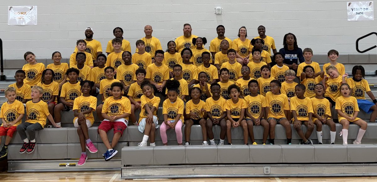 GoldenHoopsKaty's tweet photo. Year #3 is in the books!  It was a GREAT of basketball at @GoldenHoopsKaty https://t.co/NG7aGU2gIG