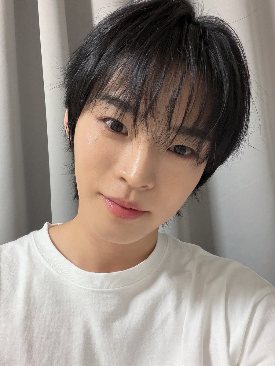 pixelminnie's tweet photo. i hate this new twt update with pictures https://t.co/s9DVjFnLMz