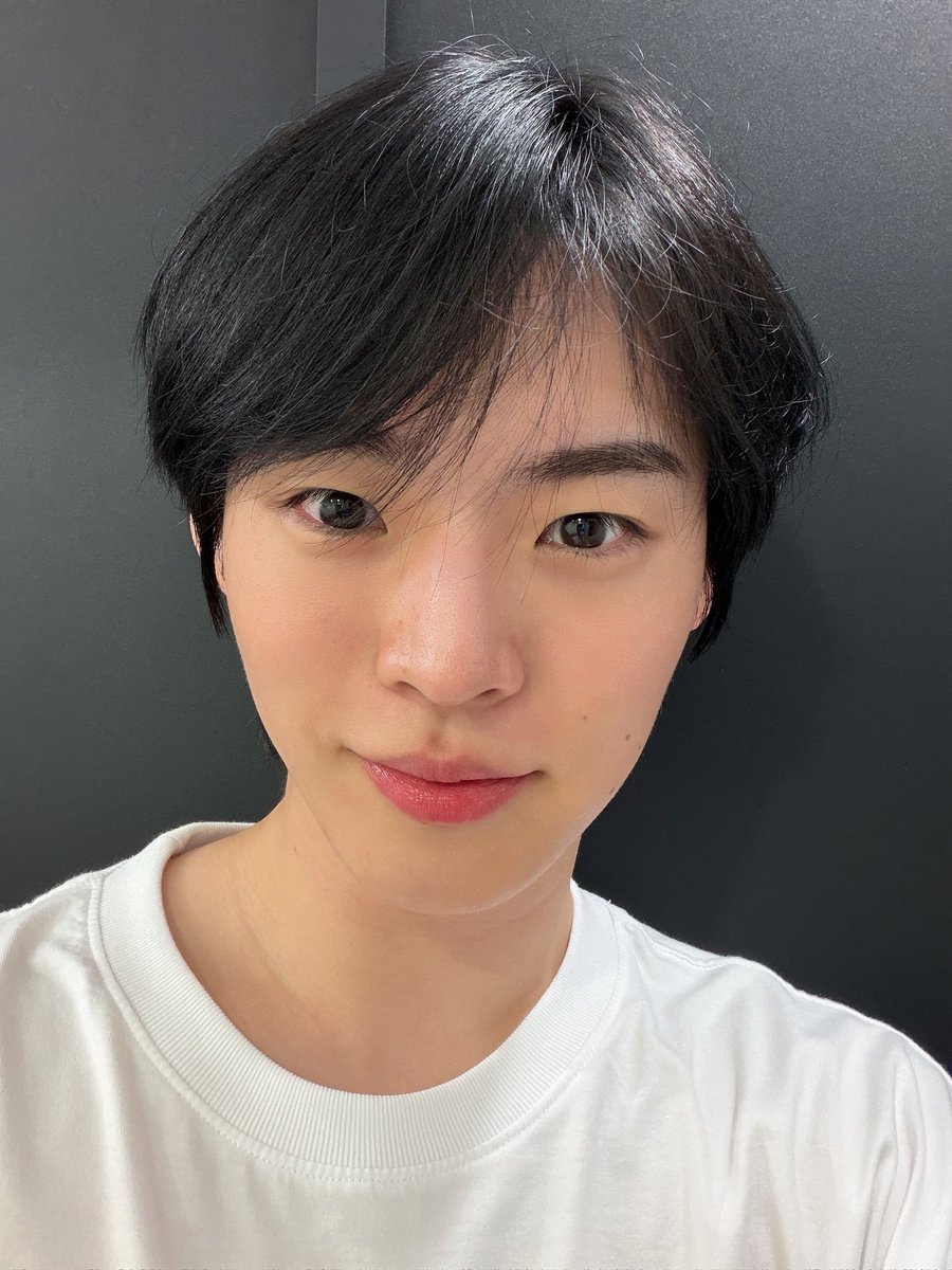 pixelminnie's tweet photo. i hate this new twt update with pictures https://t.co/s9DVjFnLMz