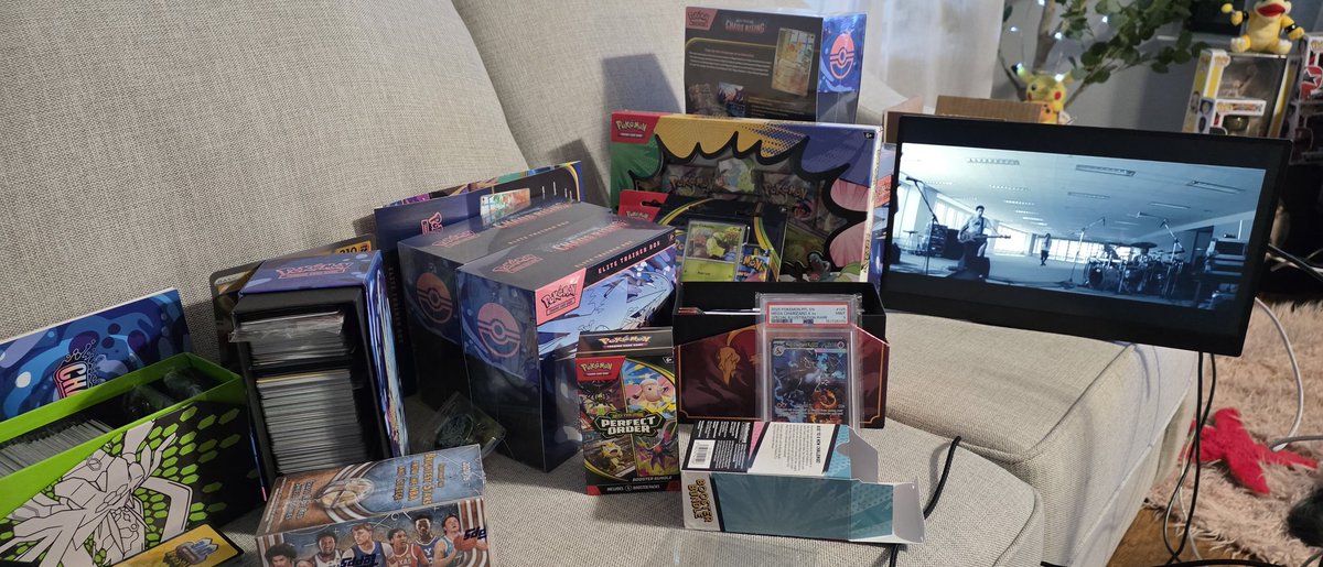 lprocks2020's tweet photo. Opening a ton of packs 

https://t.co/z8JvCbbHc0 

#Pokemon #PokemonTCG #PokemonScarletViolet #pokemoncommunity #pokemoncollector #PokemonLegendsZA #PokemonGO #MegaGengar #AscendingHeroes #Twitch #chaosrising  #greninja https://t.co/Tm90o6QWZg