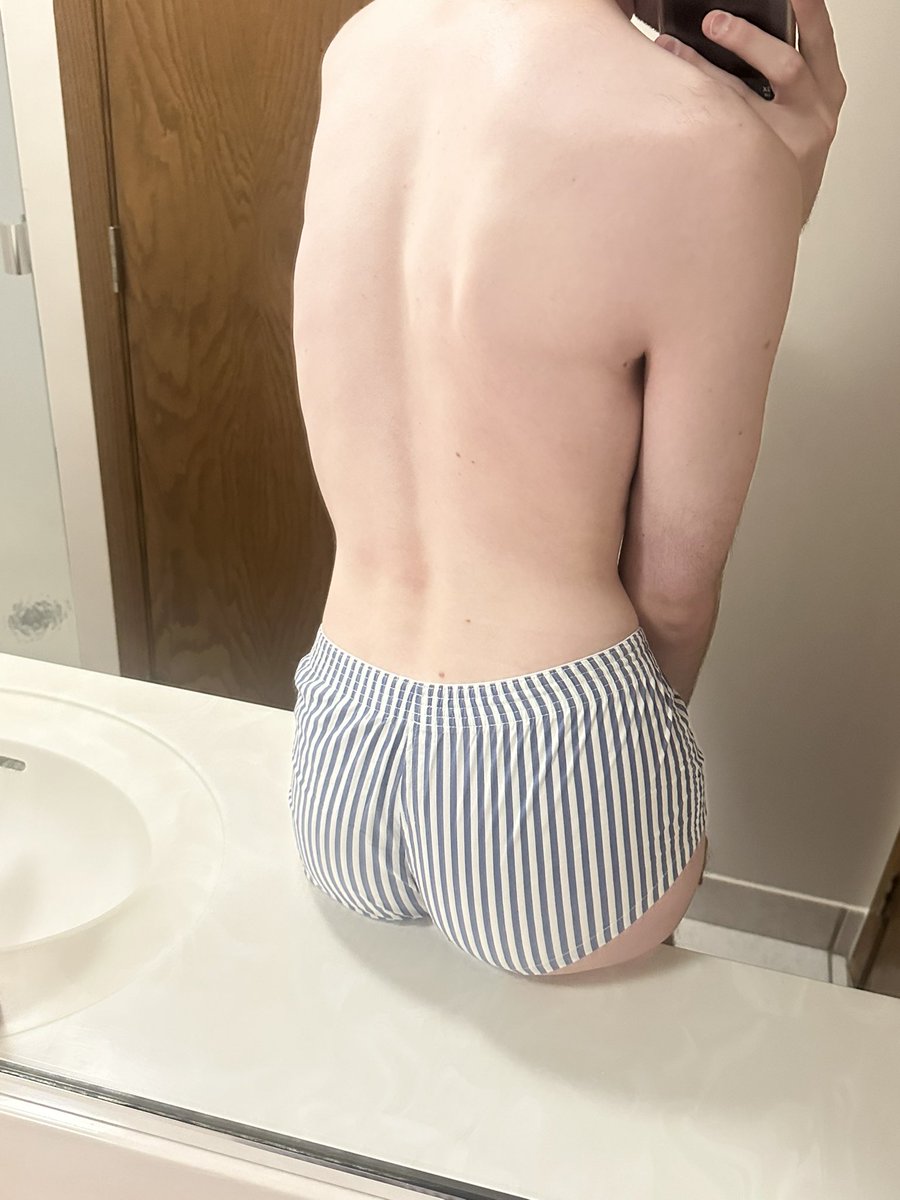 PrettyBoySadBoy's tweet photo. Tonight’s Briefs https://t.co/dEJKGUyore