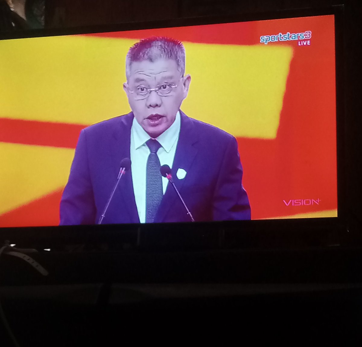 erseee_'s tweet photo. Kebanyakan sambutan, bentar lagi curiga ada sambutan dari Pramono Anung https://t.co/MHEOLAumMy