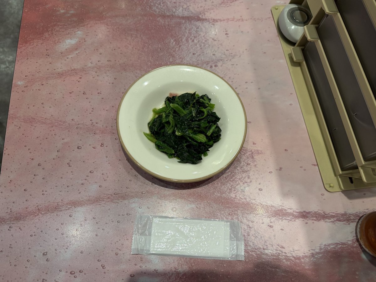 a21175's tweet photo. サイゼリヤで昼飯 https://t.co/Cjblllgdta