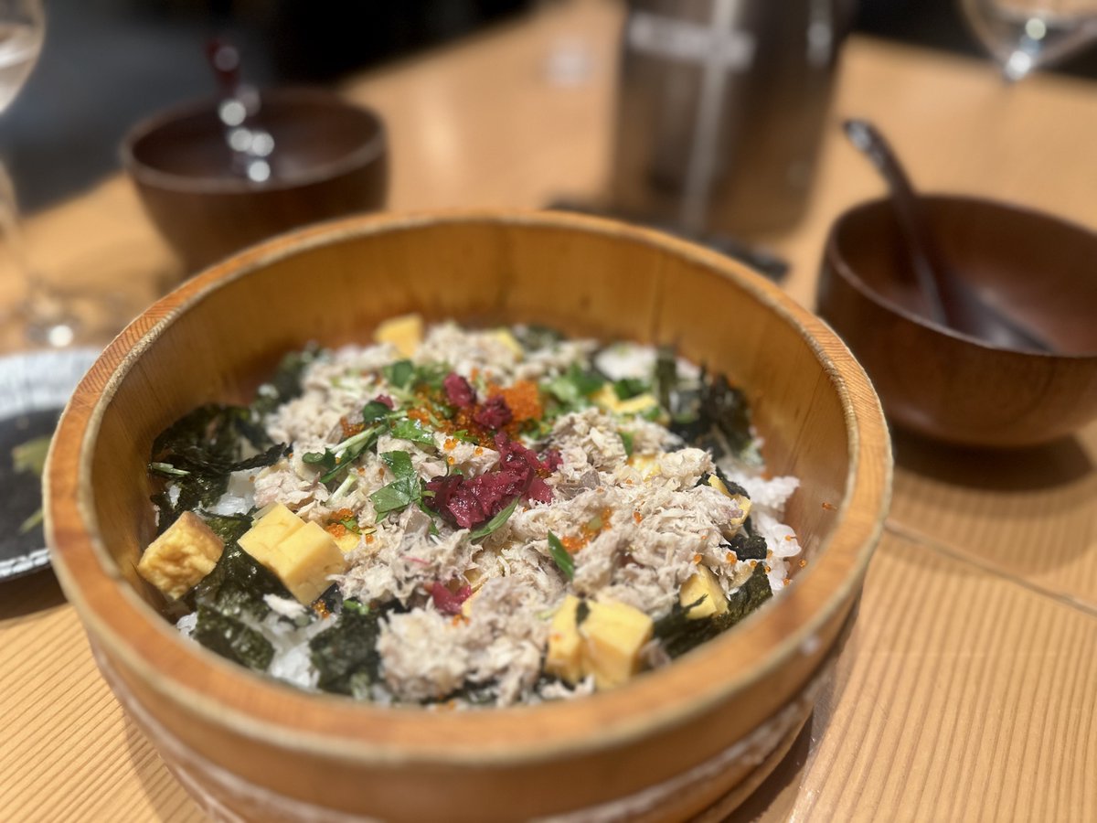 workingirlmn's tweet photo. 丸の内 二重橋スクエア しまね料理 主水
https://t.co/7icMRV0tgx

島根産のお造り、赤天、日本酒 🍶´-
〆は海鮮がいな丼（熱々お出汁付）
どれも美味しかったー！
日比谷駅B7出口すぐ https://t.co/j8Wr5R2D2i
