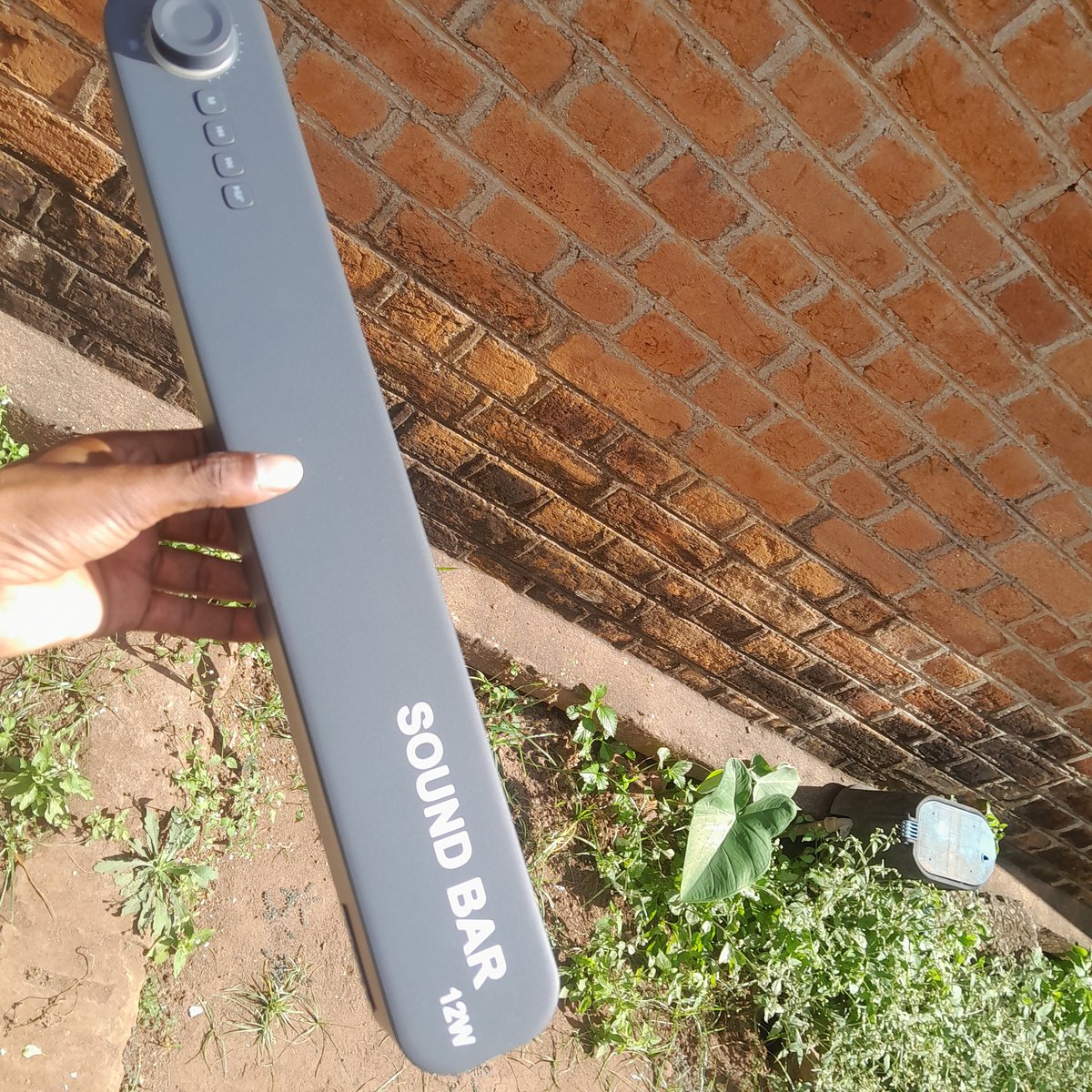TBanzwell's tweet photo. Faster Z5 sound bar iyi
Ya new one
Strong battery up to 10 hours
Going at 115k negotiatable 
0997406232
Blantyre https://t.co/eaypRqI7vo