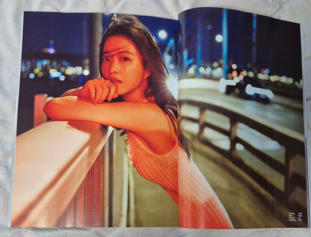 cloystar's tweet photo. So ethereal so stunning so gorgeous https://t.co/AOngZ6WP7k
