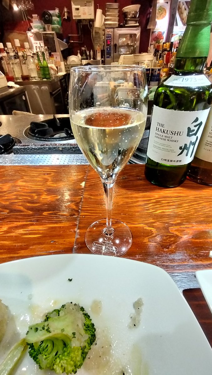 ts133895's tweet photo. After SSTR 2026 Memoirs 

2026.05.29. 19:53
千里浜を出発し２日目の宿泊地松本に到着
いつも立ち寄らせてもらっている松本つなぐ横丁のミートアンドワインさんにて食事🍻🍷🍖
旬野菜のオーブン焼き、牛タンのカルパッチョ、馬刺しをいただきました😋

#sstr
#sstr2026 
#松本つなぐ横丁 https://t.co/5IM5v3Bnve