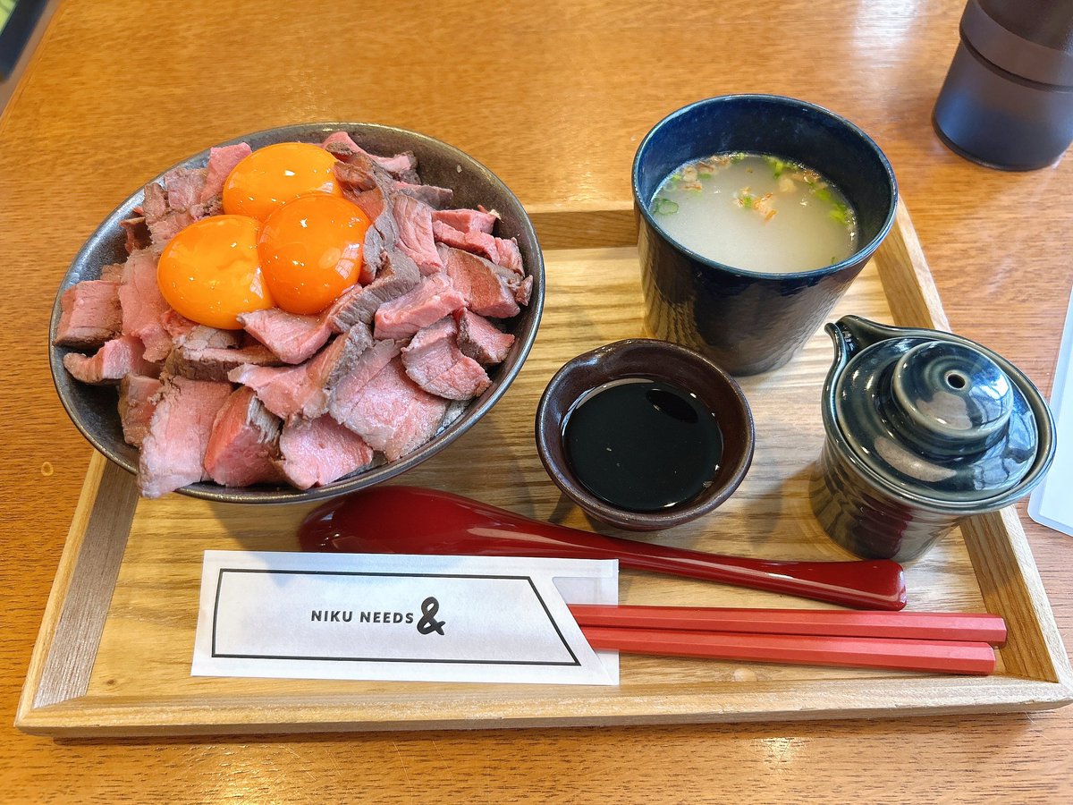 noid1001's tweet photo. ここ美味しかった！
次は新親子丼が食べたいな☆

今回食べたのは、
「特上超絶ファフィ丼」

https://t.co/B05JIQVuKY https://t.co/aAAlDRJVwf