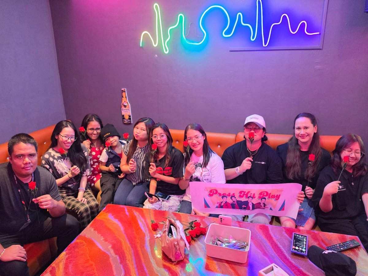 PHPPearls's tweet photo. Thank you, Pearls! 

Maraming salamat sa lahat ng nakisaya at dumalo sa Mi Amor Listening Party last week! 

 Let's continue streaming and sharing the love for Mi Amor! 

Until our next event, Pearls!

@PressHitPlay
#Press_Hit_Play
#PHP_MiAmor https://t.co/XX3L0Mp5OY