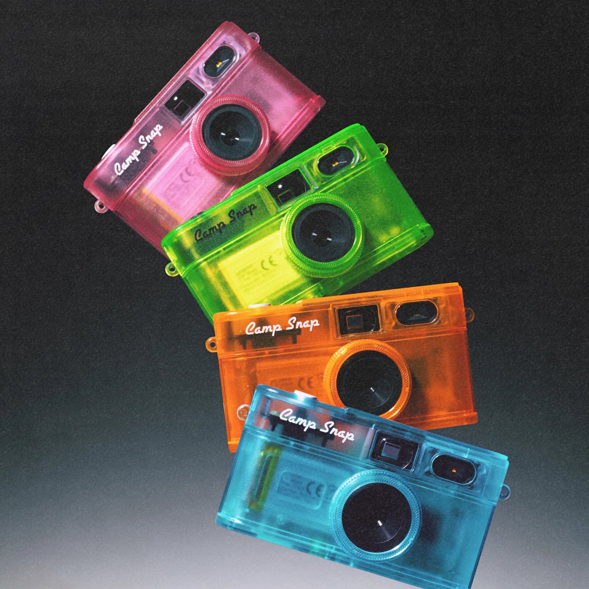 stufflistings's tweet photo. Gadget of the day.

This retro camera is rechargeable, has 6 built-in filters, instant shutter response, allows 500 photos per charge, and files can then be transferred to phones or PCs.

The Camp Snap 2 screen-free digital camera... https://t.co/Y85dcRI8nY