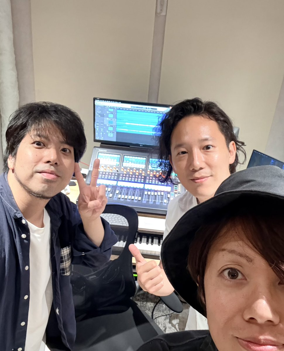 jo_gt's tweet photo. 録ってきました
楽しかったな

夜遅くまで最高の雰囲気で一緒に録ってくれたメンバーに感謝

お楽しみに💿 https://t.co/usBJjaztNJ