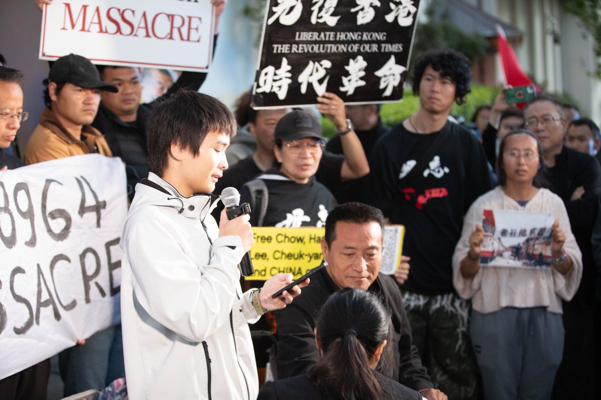 FIC_HK's tweet photo. 六四37 薪火相傳
光復香港 時代革命 https://t.co/uHGz0KeMfy