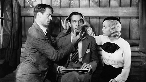 DaoOfZenda's tweet photo. #Bales2026FilmChallenge 

June 5: Oddball group of friends

Design for Living (1933, Lubitsch) https://t.co/KH3ZSzIZy5