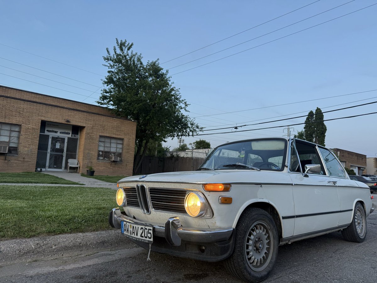 TheRealBtitties's tweet photo. Pulled up to the place where it all started over 11 years ago. Was looking for parts for my first e30 and left with a job lol. Used to dream of running my own shop here. My life is somewhere between “So much has changed” and “Still the same” and I wouldn’t have it any other way. https://t.co/th19miKNoW
