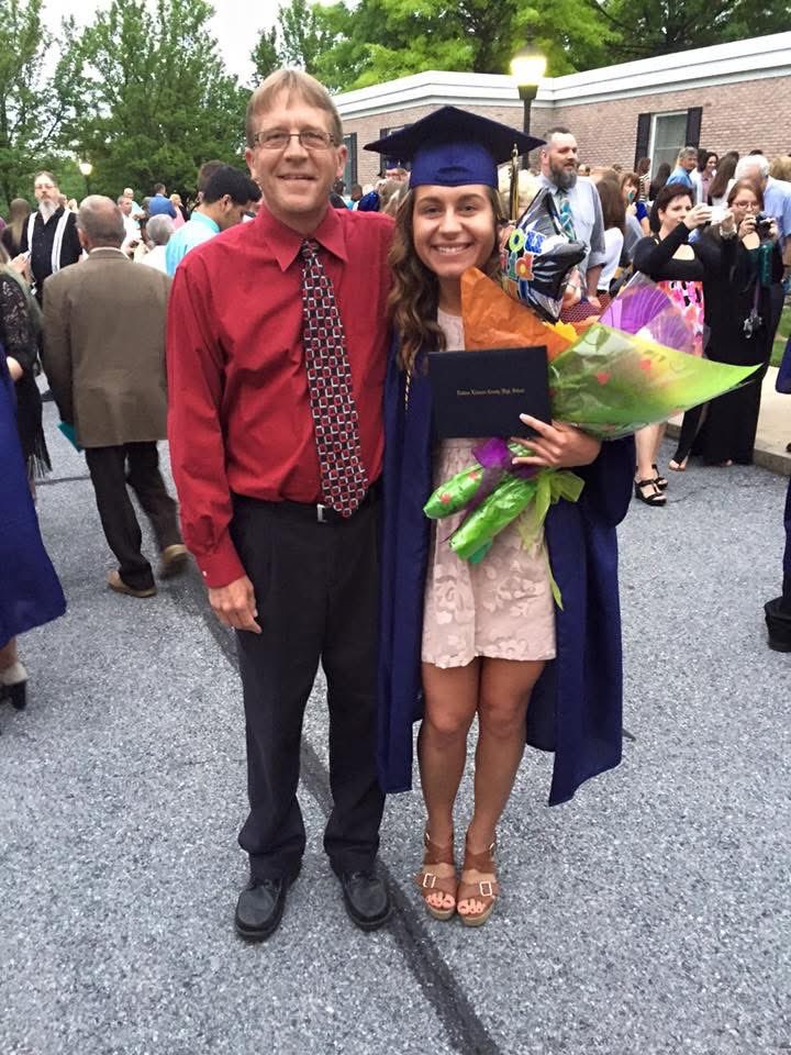 juliaweirback's tweet photo. I graduated high school 11 years ago today. Never in a million years would I have thought my dad would just be gone 11 years down the road. Life is so strange and cruel  

Grief is also weird- like why/how can I crack a dead dad joke one minute and then see this memory and cry 🙃 https://t.co/hhWHsoz9VY