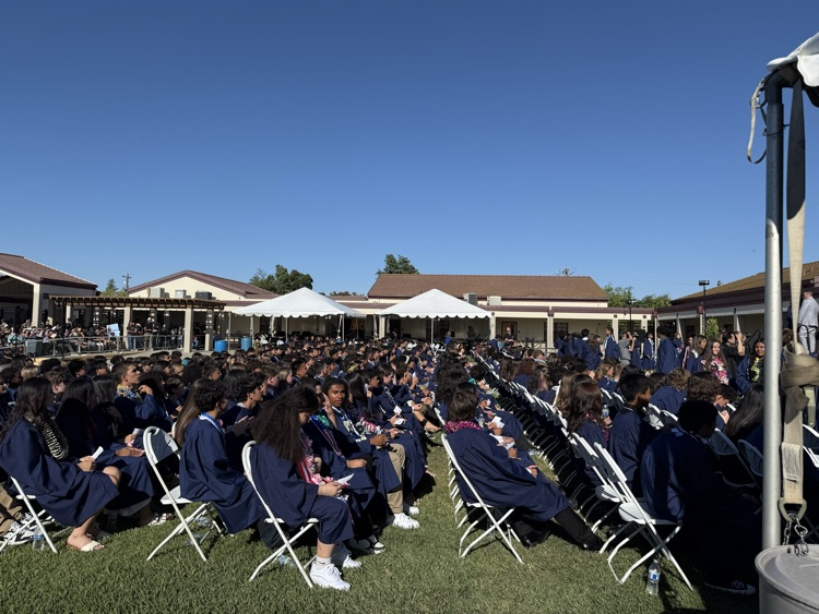 BMSPrincipal_AP's tweet photo. Congratulations to the Bristow Middle School Class of 2026! Good luck to you all in high school! #bristowrocks #wearebusd https://t.co/3TQDCfiUJs