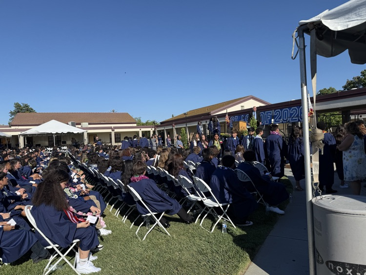 BMSPrincipal_AP's tweet photo. Congratulations to the Bristow Middle School Class of 2026! Good luck to you all in high school! #bristowrocks #wearebusd https://t.co/3TQDCfiUJs