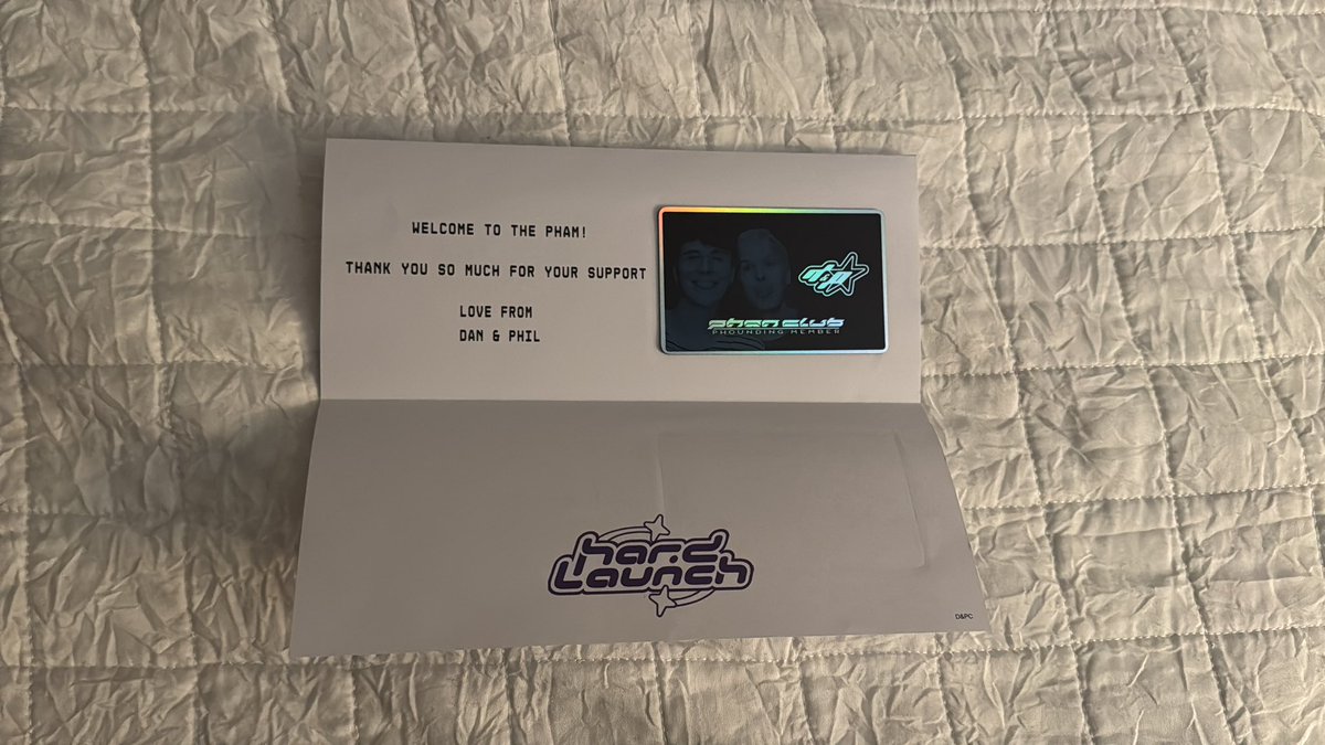 dnpsstars's tweet photo. Been a hot minute since I’ve been on here but what perfect timing as it is pride month and got my phounding member card🥹 https://t.co/cZ6XaDcuke