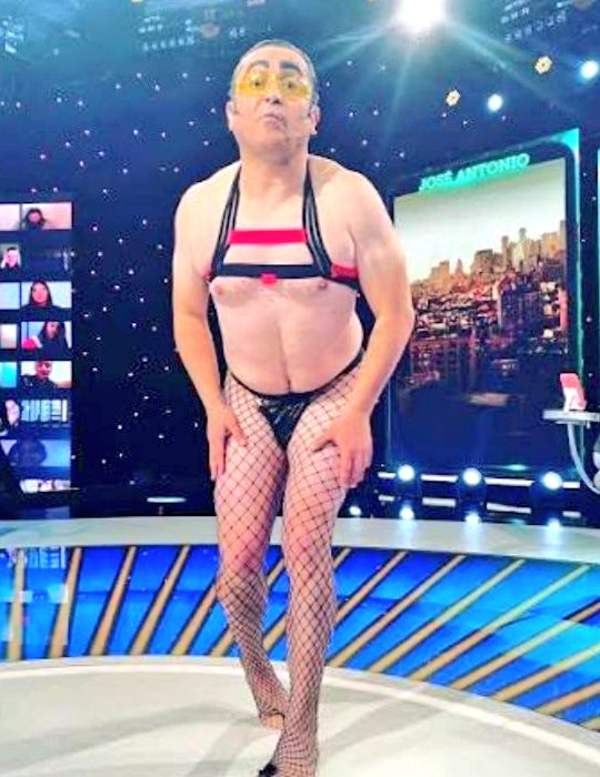 RepublicanoCh's tweet photo. Qué asco este sdw y la izquierda lo tiene como referente https://t.co/MYy8IQTUlp