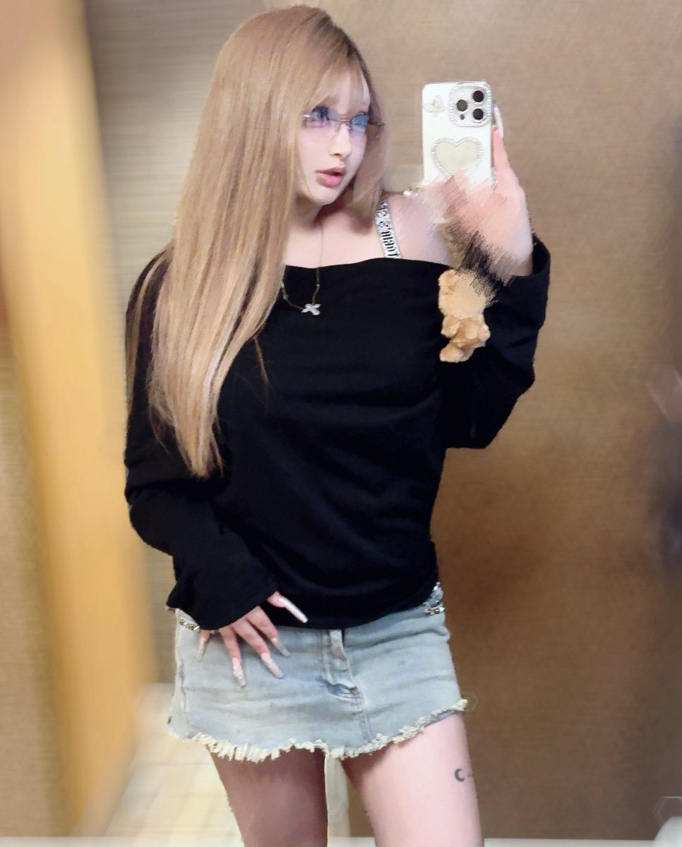 Barbie__moon's tweet photo. (-⊡ᴗ⊡)ﾉ✨ https://t.co/hKL4Zefv3m