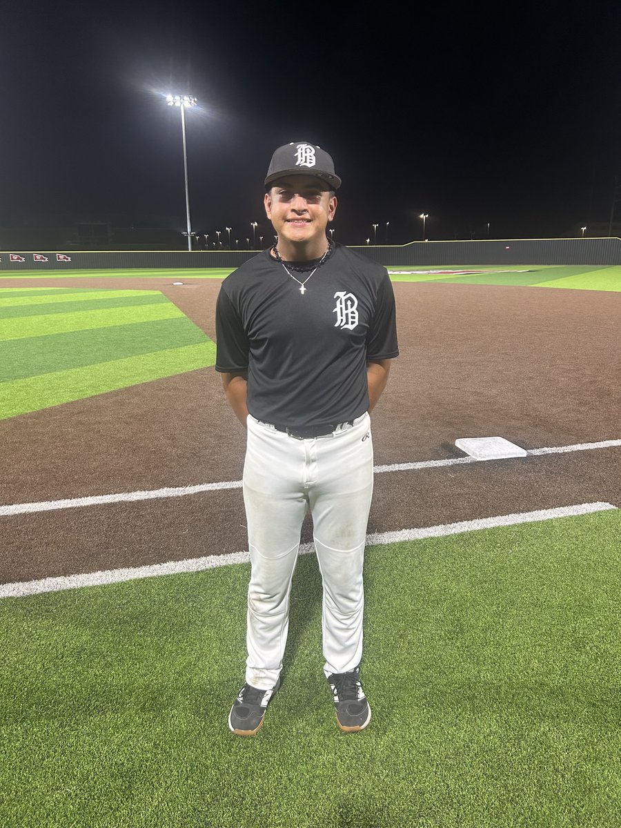 FiveToolTexas's tweet photo. F: @BanditoBaseball White 2027 4, PBA Houston 17U Navy 0
PoG: Ethan Mendez 6IP, 1H, 3BB, 9K, 1-2, BB, H https://t.co/VorHzngyiu