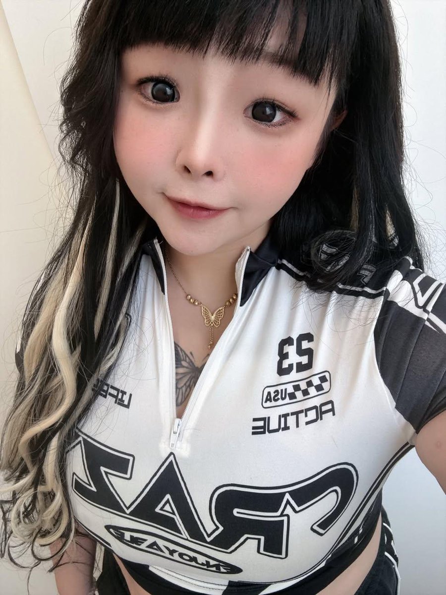 VN___666's tweet photo. 忙爆的最近🤭
下周要進城了 肖期待 ✌🏻 https://t.co/EUMcwdWgum