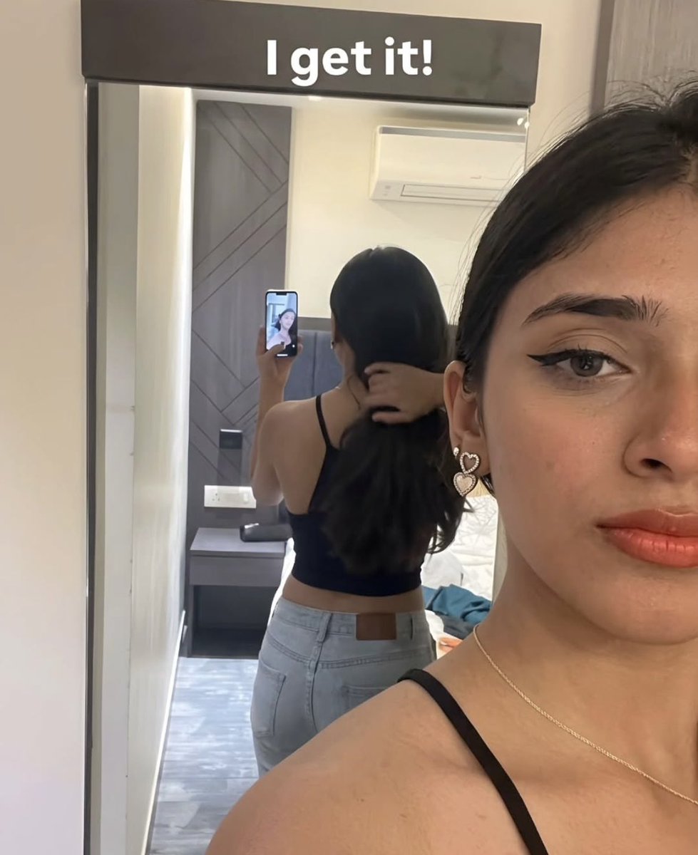 MrMaskworld's tweet photo. She is back with a BACK😉🥵💀🔥 https://t.co/RiSBK8w00b