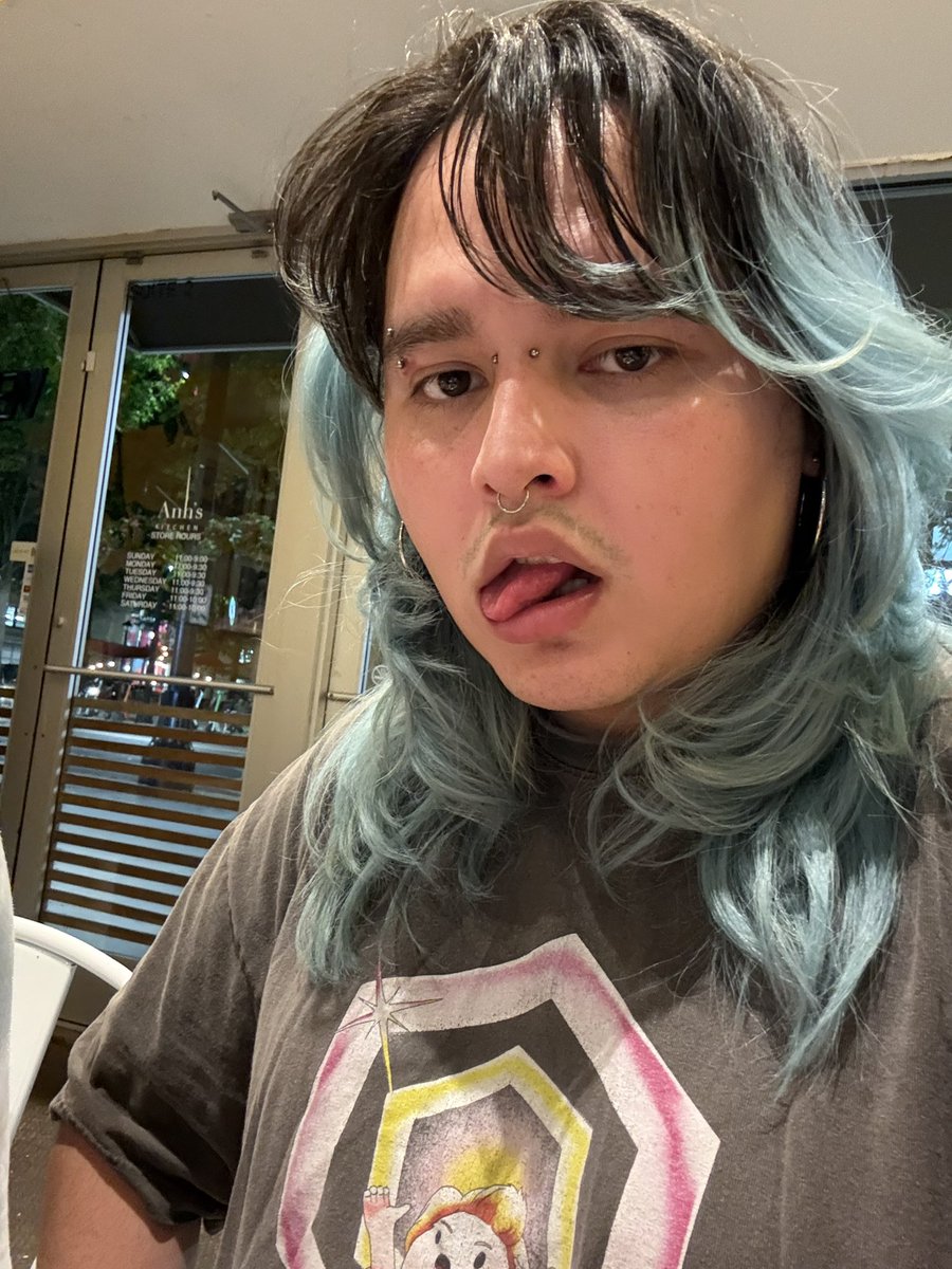riossofia7's tweet photo. late night banh mi https://t.co/idct3a2Kya
