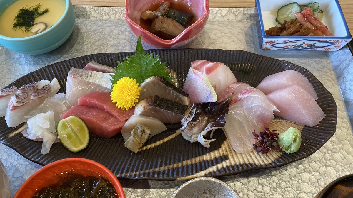 _o3ru7's tweet photo. うお一番🐟🐟
かねこぉぉおらんかったけどうますぎてあと500回はいく^_^ https://t.co/n3XKjXRPsH
