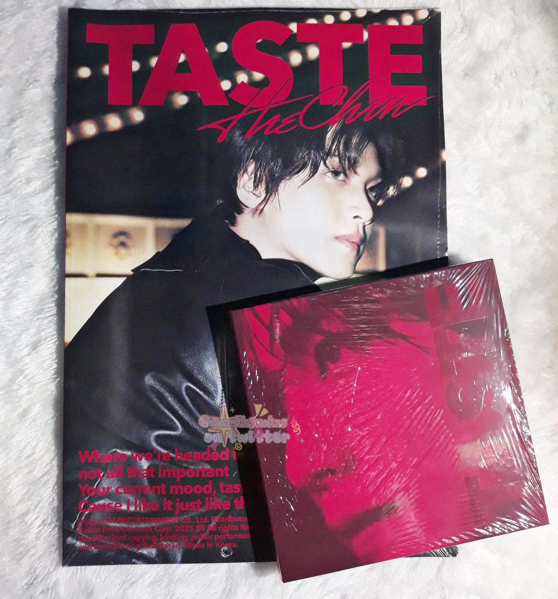 markhyuckzs's tweet photo. 📂 GIVEAWAY SPECIAL HAECHAN BDAY 

🎁 Prize :
1. Album savory sealed for 2 winner
2. ⁠Album fullspread version C for 1 winner

How to claim?
- RT &amp; Like tweet ini &amp;&amp; SFS only
- ⁠Drop proof streaming CRZY MV real time and drop wish for Haechan

🗓️Close [ 07.06.2026 ] 22.00 WITA https://t.co/hhNl29o5Kq
