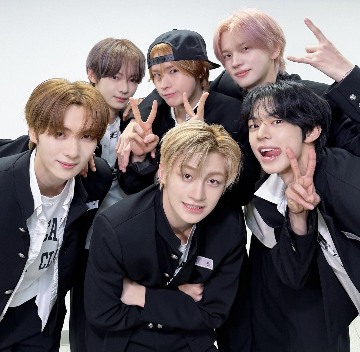 TWS_INTL's tweet photo. [[INFO] 260605

TWS is set to release digital single ‘Dream With Us’ on June 11 at 6PM KST.

It will serve as South Korea’s official FIFA World Cup 2026 cheer song, carrying the message that miracles begin when we believe together.

#TWS #투어스 #247WithUs @TWS_PLEDIS https://t.co/gxDTW972A4