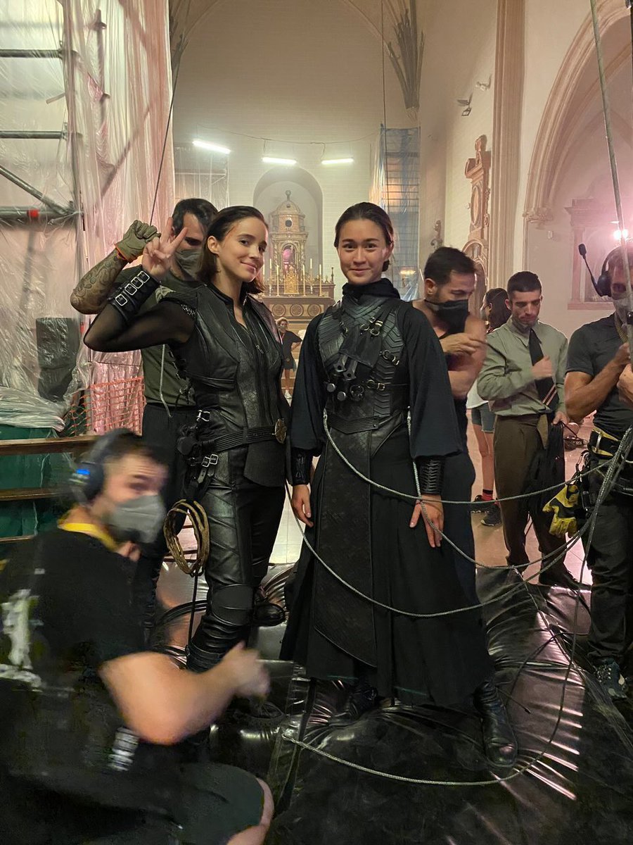 WrathOfGrapesN7's tweet photo. I bet that they had so much fun behind the scenes.
#WarriorNun #SaveWarriorNun https://t.co/wwv4058ohy