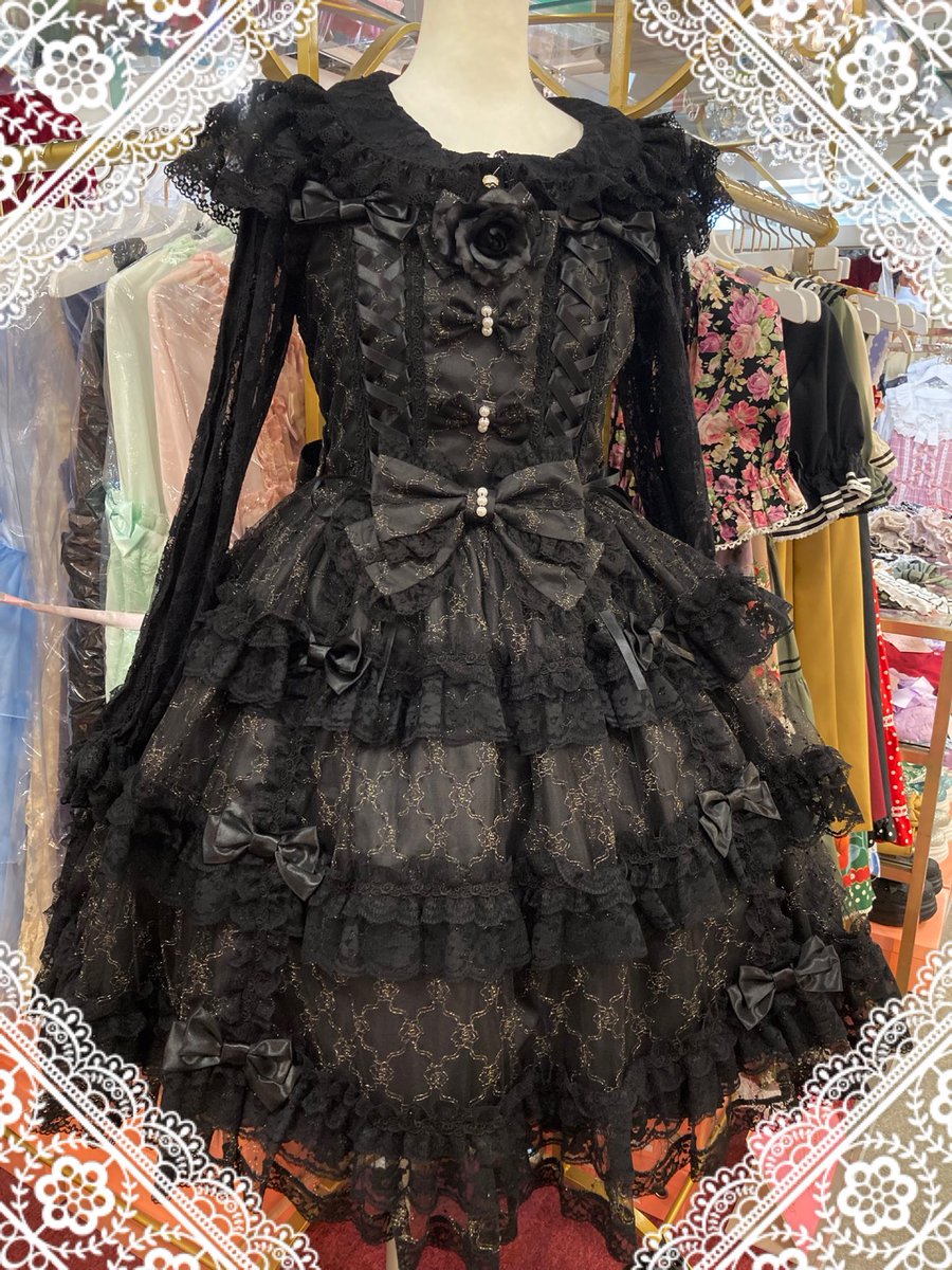 こんにちは🎶原宿店は本日も元気にOPENしております✨ OPENより 🌹永遠