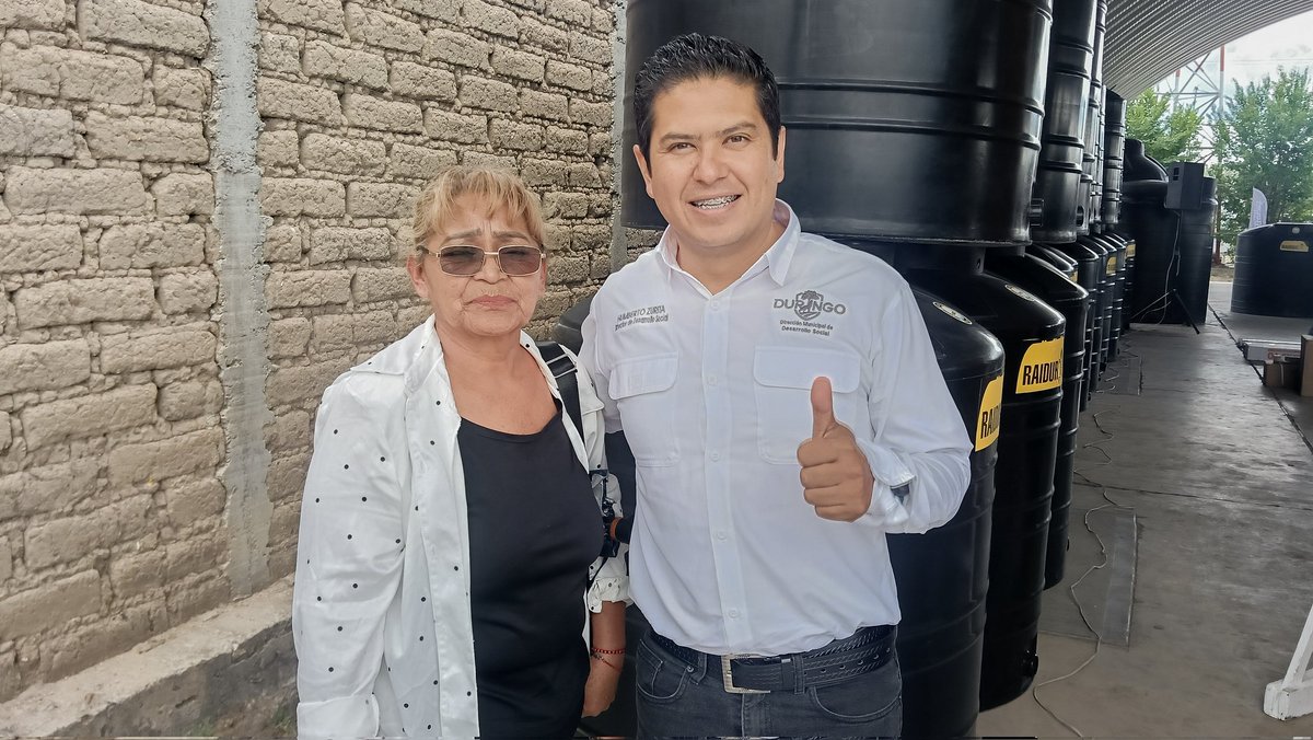 DSocial_Dgo's tweet photo. 🏡🌲 La #Ruta360 y los Acuerdos por la Economía Familiar también llegaron a la Zona Sierra de Durango. Hoy entregamos más de 100 acciones de mejoramiento de vivienda entre tinacos, cisternas y calentadores solares en equipo con la Dirección Municipal de Desarrollo Rural. 🤝✨ https://t.co/hNZoEittt4