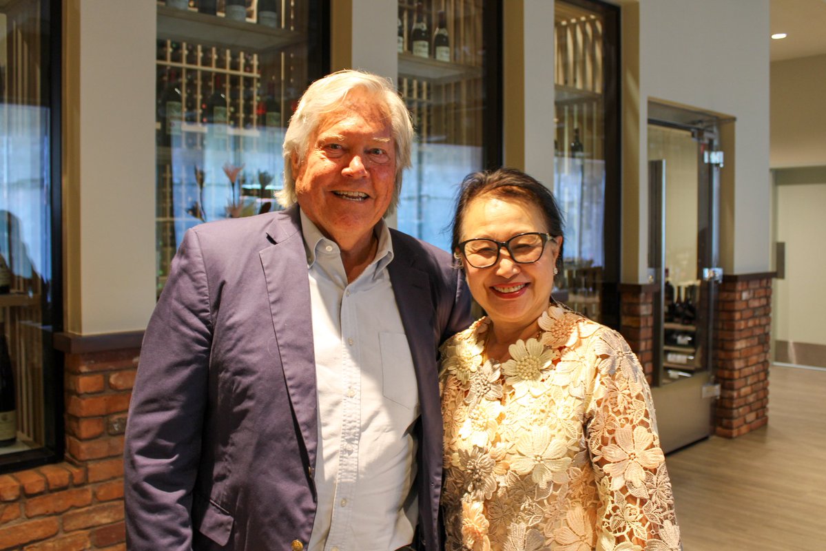 CommishTick's tweet photo. Today, I joined the Chutima family for the ribbon cutting of the newly remodeled Lotus of Siam at Commercial Center in District E.

Proud to present Saipin Chutima with a Clark County proclamation declaring today “Lotus of Siam Day.” Congratulations on this exciting milestone! https://t.co/tE8xdn7q4C