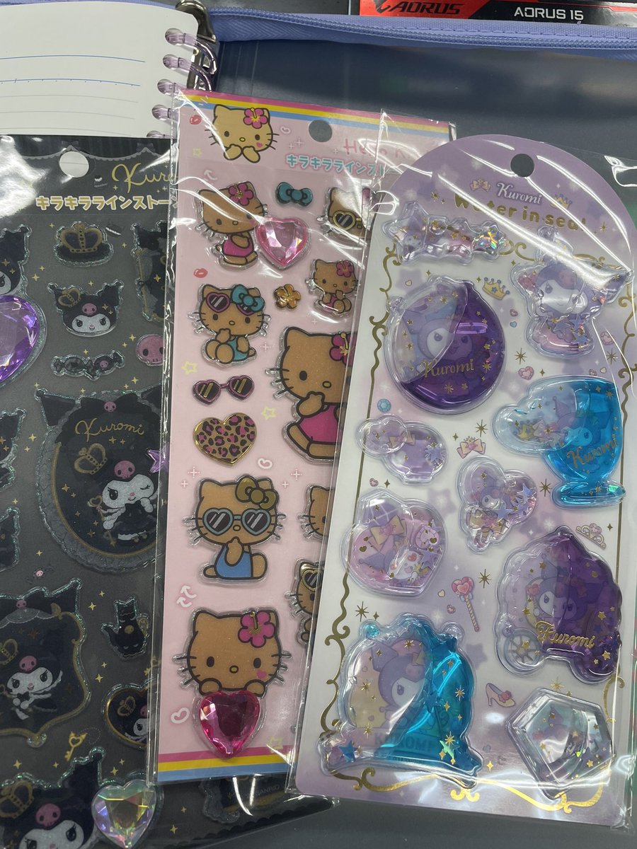 3DandGo's tweet photo. もっとシールを見つけて買ったね。 https://t.co/HuwKbRepAn