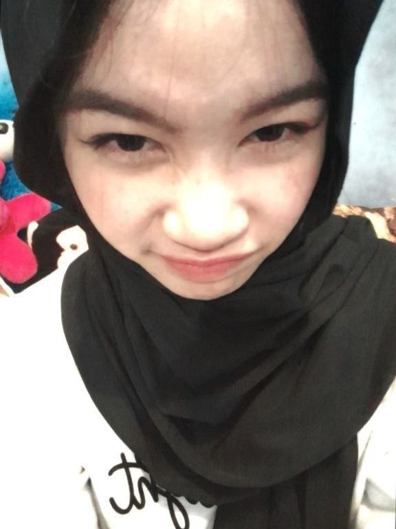 sinemsckn's tweet photo. DEWAGG - Paii https://t.co/VrcBajNTNM