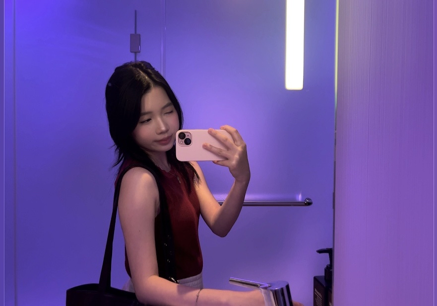 jnnilly's tweet photo. hiii new to the gaming community!!  
╔══ 𐙚⋆°｡⋆ ༯  
𑣲 20 chinese ˚✧
𑣲 she/her ˚✧
𑣲 na east ˚✧
𑣲hardstuck sliver ˚✧
𑣲open to new games 
╚══ 𐙚⋆°｡⋆ ༯  
♡︎/⟳ if u wanna be moots ✧༺♥༻∞
#valtwt #valorant #asian #moothunt #promotwt #gaming #needfriends https://t.co/oHPAZGFtp6