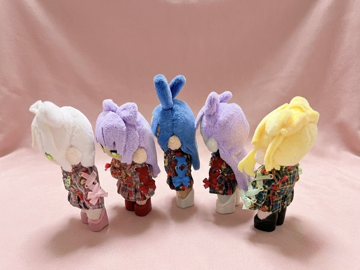 Lara_dollworld's tweet photo. 取り急ぎですが、お品書きUpしました‼️
いちご🍓チェックセットアップは肩リボンハトメ仕様に変更しリボンカラーのバリエーション増やしました✨
詳しくはお品書き↓をご覧ください🙇‍♀️

https://t.co/5h5B1Ym9hI

#ぷにみお
#ぷにクロオカダヤ https://t.co/7uNQHSXfNH