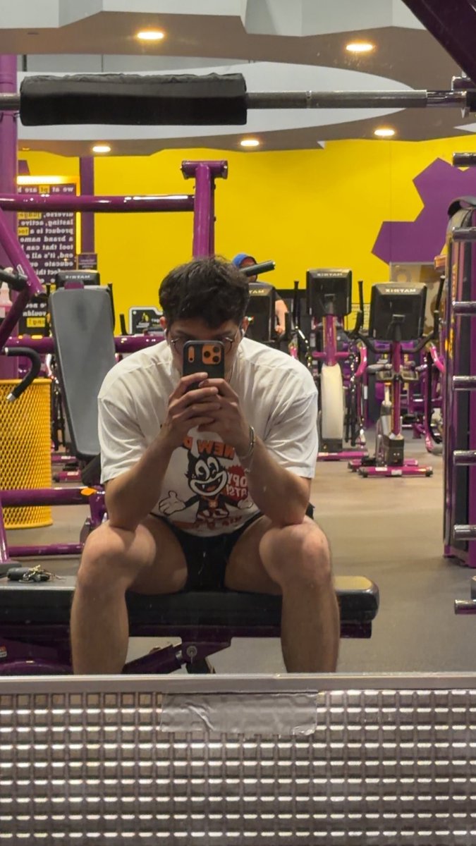 jorgevaslp's tweet photo. Ended up coming to the gym after a long day, but gotta stay on shape and stop the slacking https://t.co/Jsy3gGSk3m