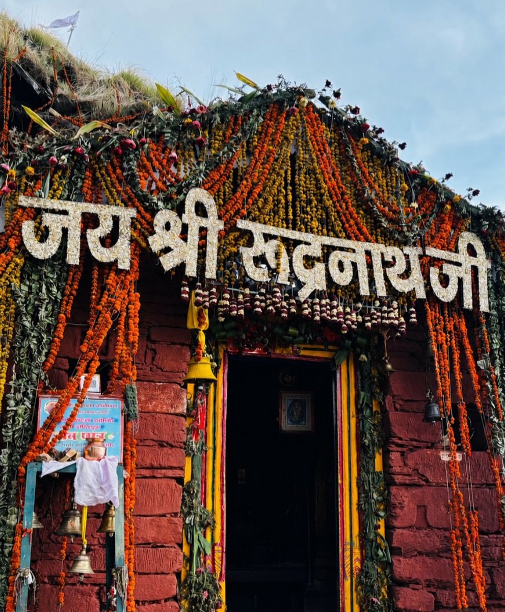 WeLoved_Once's tweet photo. Where faith meets the mountains. Blessed to visit Rudranath Ji. ⛰️🕉️ https://t.co/mIpQhVyBMC